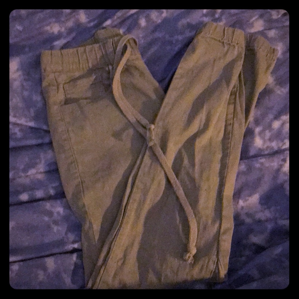 VICTORIOUS Joggers